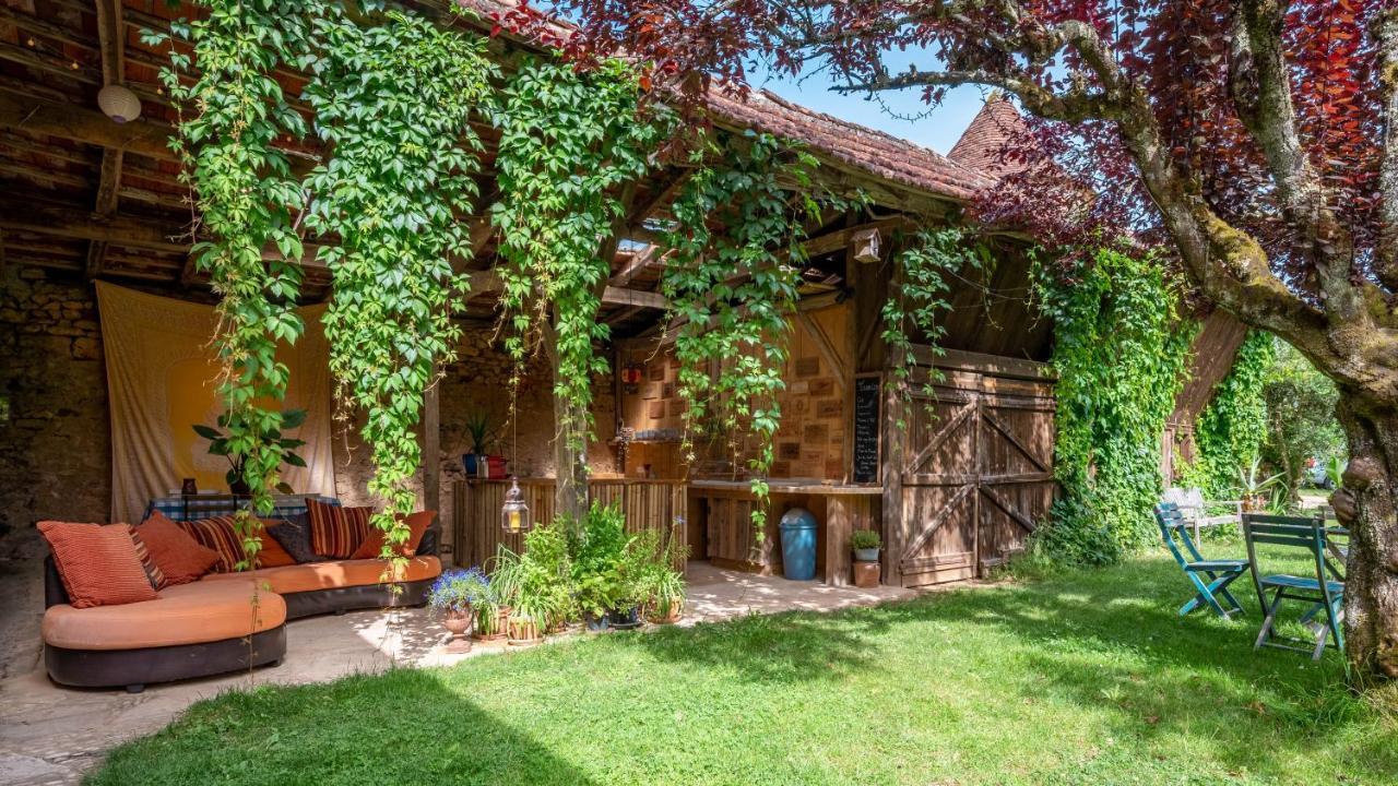 La Maison Magique Saint-Chamassy Екстериор снимка