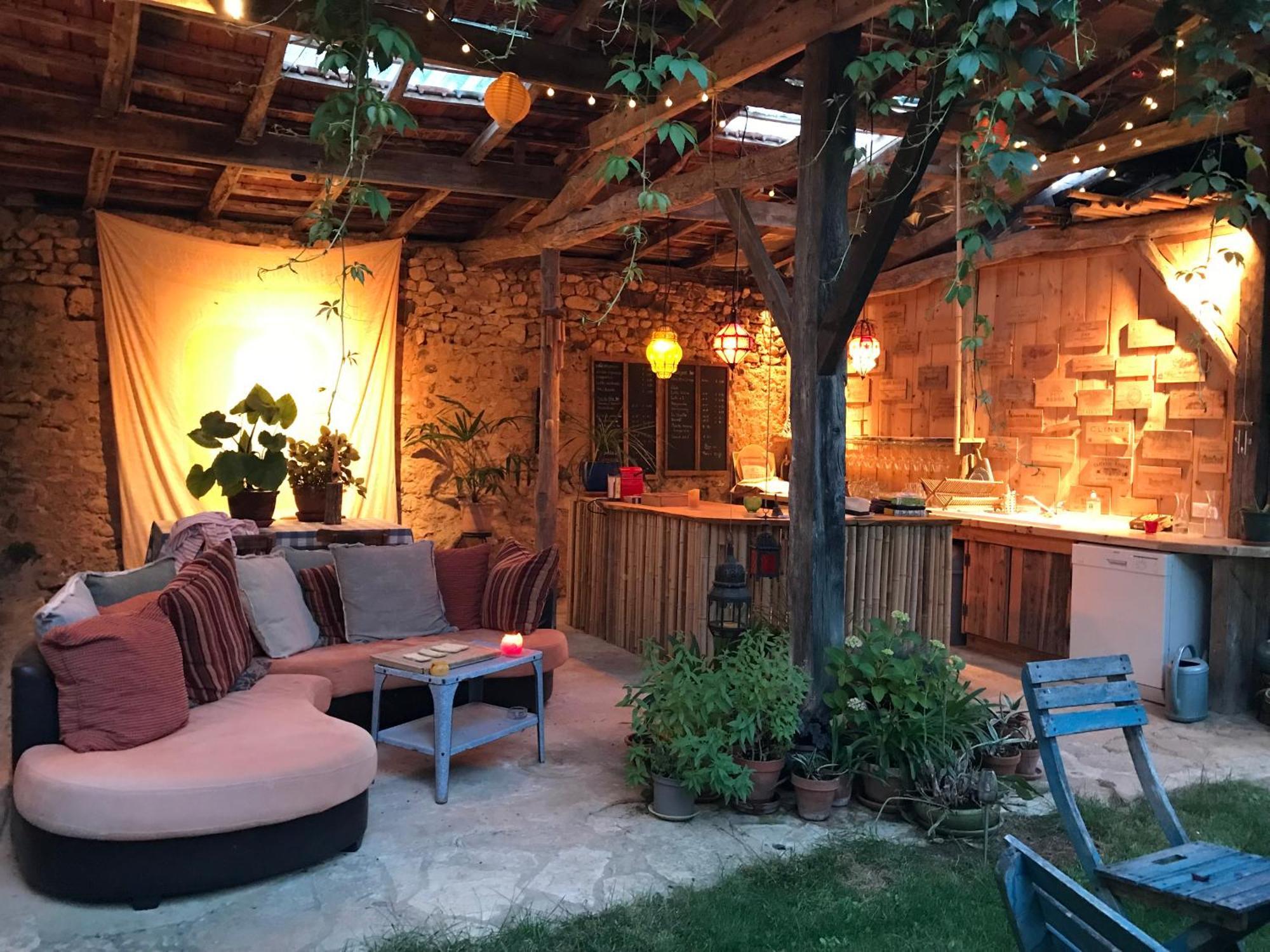La Maison Magique Saint-Chamassy Екстериор снимка